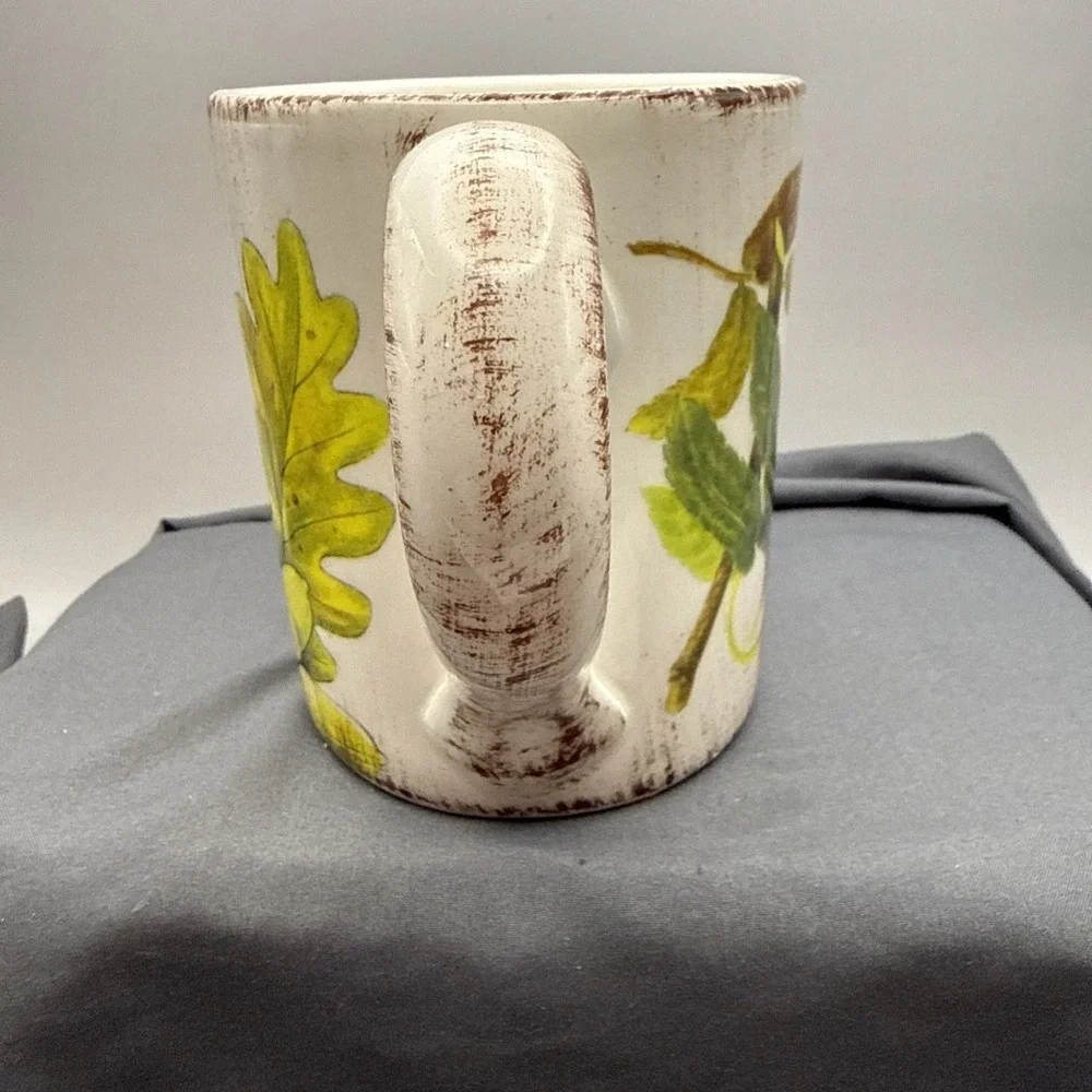 Sur La Table  Hand Painted Floral Design Italy CAPRI Mug Holds 12 ounces READ AS